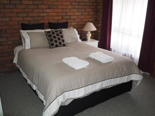 Jacaranda Holiday Units Swan Hill Extérieur photo
