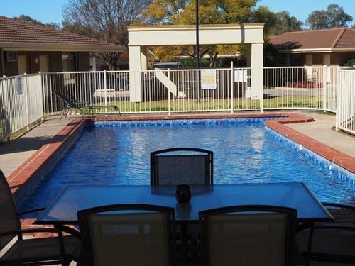 Jacaranda Holiday Units Swan Hill Extérieur photo